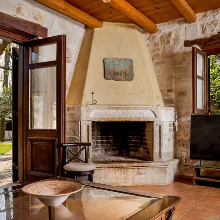 Villa Grantzaos *